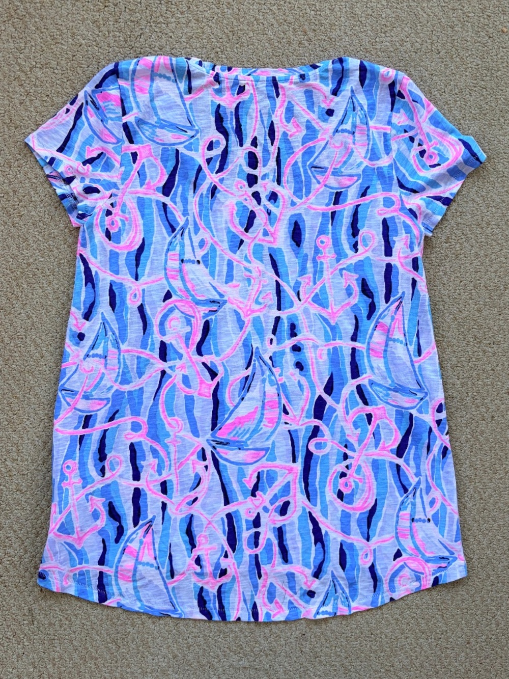 Lilly Pulitzer Etta Cotton V Neck Tee in Reel Nauti Size Small NWOT